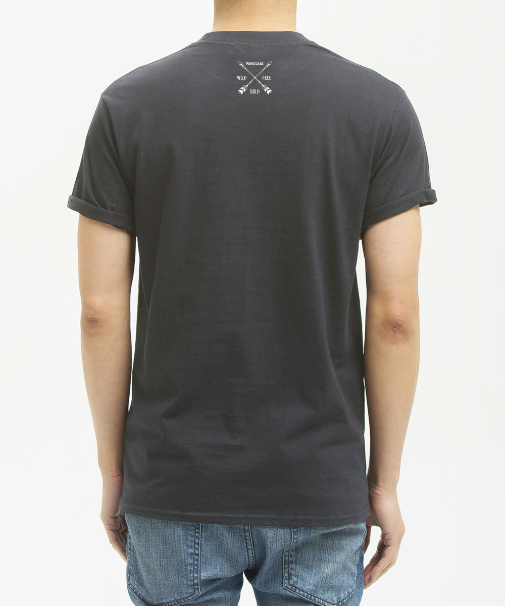 <a>WBF フェザーズ Tシャツ - ダークグレー</a>