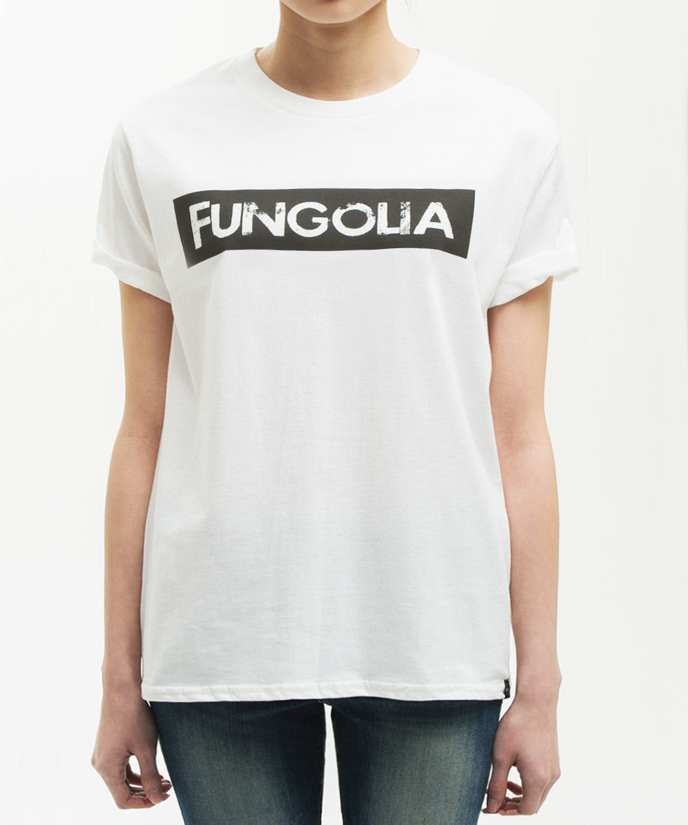 <t001>ファンゴリア ロゴ Tシャツ (ホワイト)</t001>