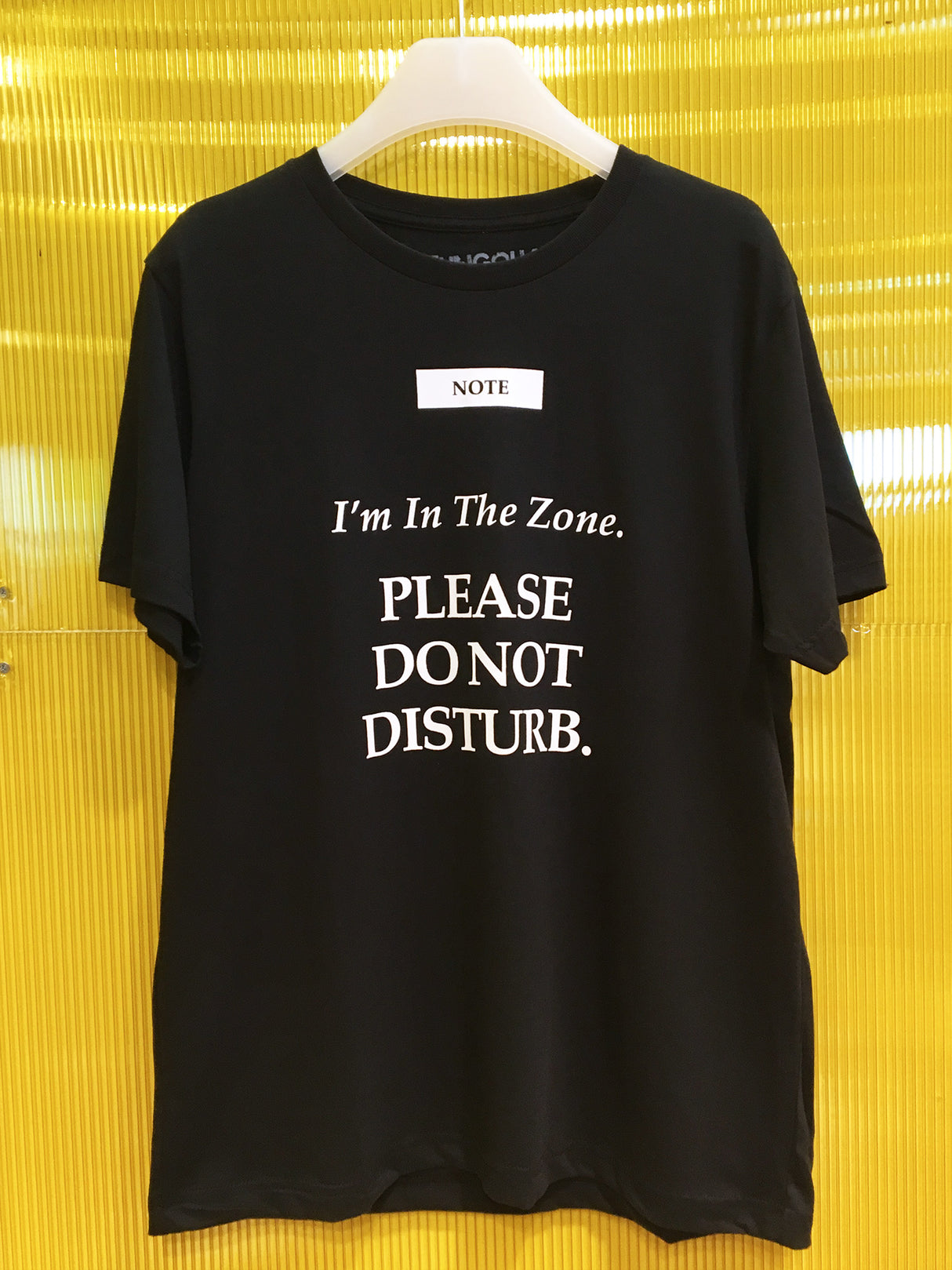 <A 000a002wd> Do Not Disturb - Black