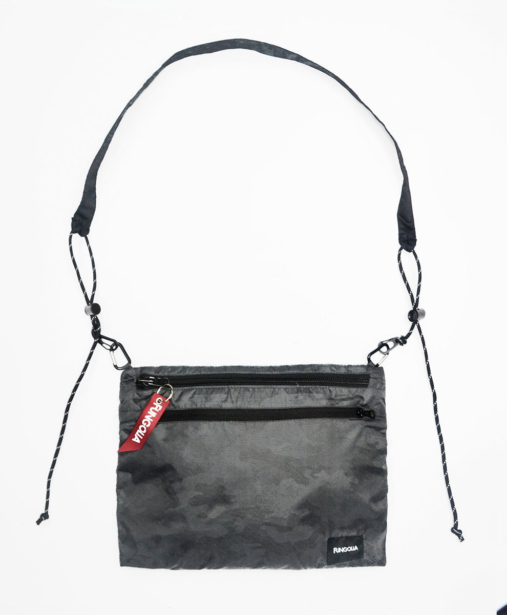 <A 000a001y5a01> Fungolia Packable Windbreaker (Grey Camouflage)