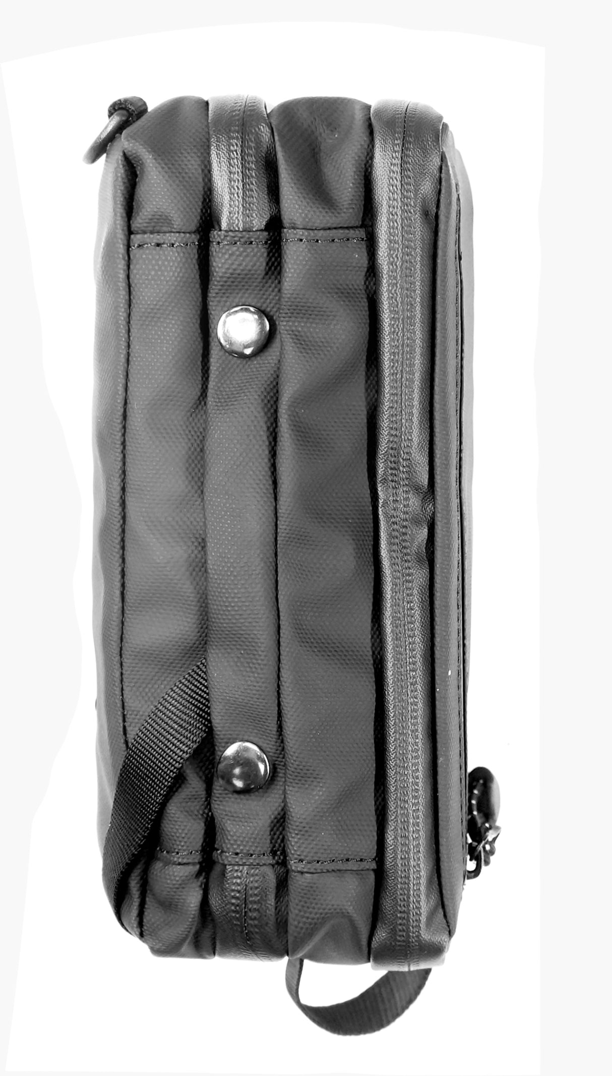 <A 000a001a92tx> Fungolia Mid-sized Expandable Premium Toiletry Bag (Matte Black)