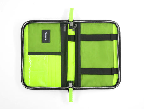 <a>Fungolia MA1 パスポートホルダー（ブラック/ライムグリーン）</a>