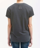 <a>WBF フェザーズ Tシャツ - ダークグレー</a>