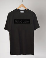 <r001>FungoliaロゴTシャツ（スペシャルブラックエディション）</r001>
