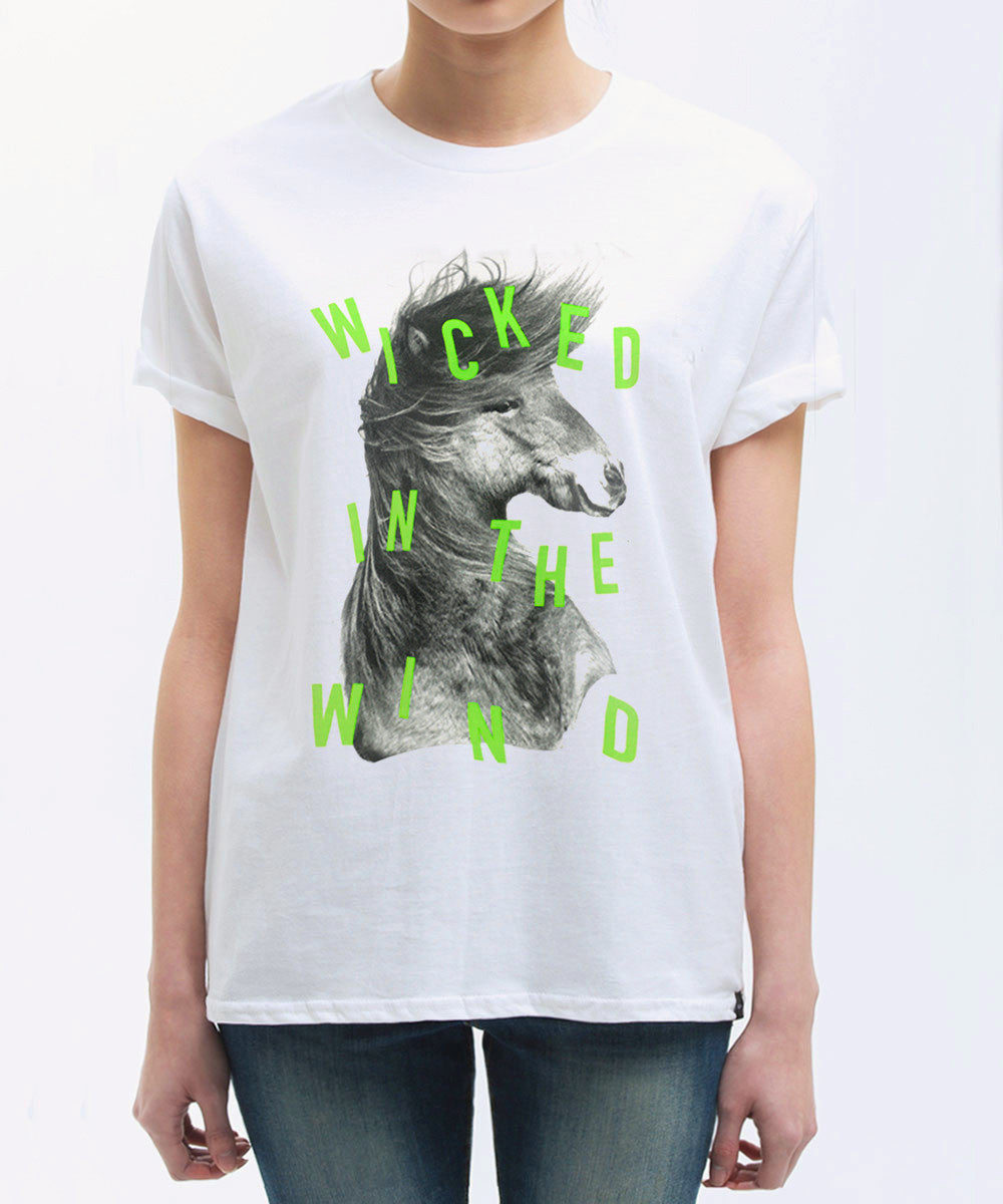 <aa>風の中の邪悪な馬Tシャツ - ホワイト</aa>
