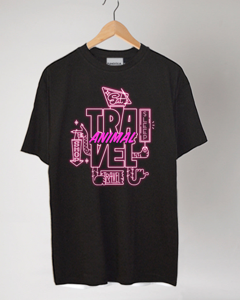 <q001>トラベルアニマル×セブンマイルズTシャツ（ブラック）</q001>