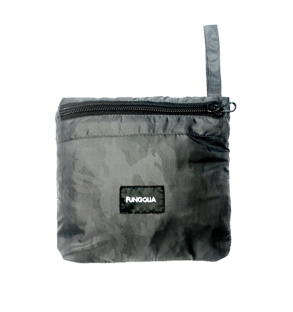 <A 000a001y5a01> Fungolia Packable Windbreaker (Grey Camouflage)
