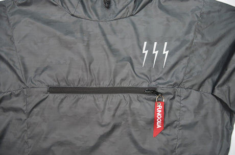 <A 000a001y5a01> Fungolia Packable Windbreaker (Grey Camouflage)