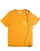 <a>ミューズ ポケットTシャツ - マスタードイエロー（スマイリーフェイス）</a>