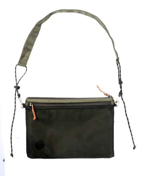 <a>Fungolia Essentials ショルダーバッグ（アーミーグリーン）</a>