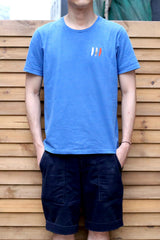 <aa>Fungolia Garment Dyed Tシャツ（ブルー） - 羽根プリント</aa>